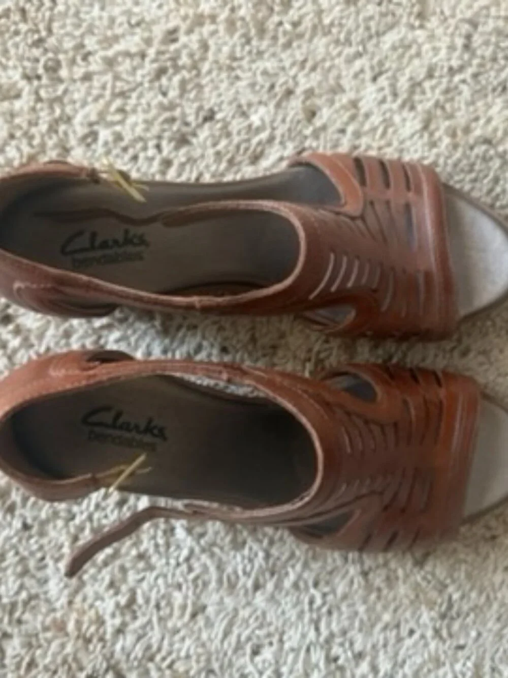 Clarks Bendables - Wedge Sandals - 7